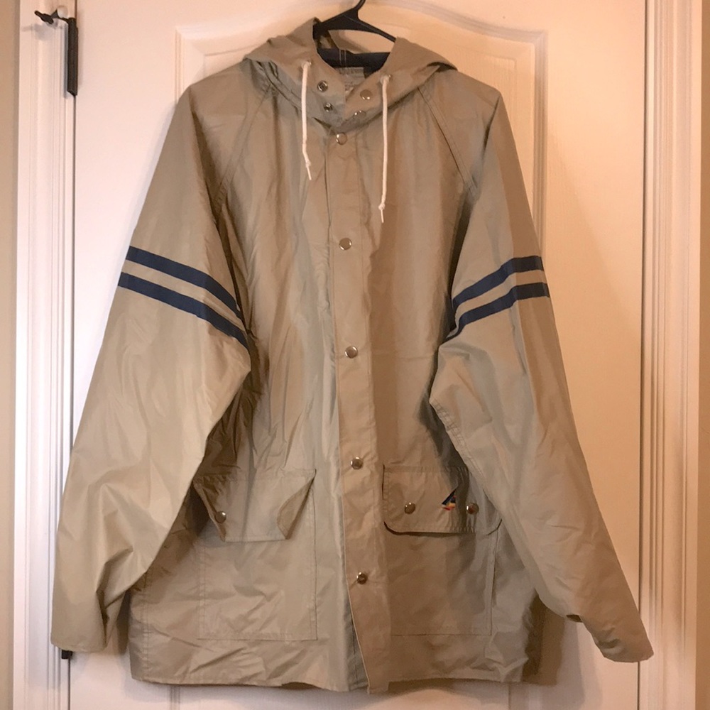 Misty Harbor Raincoat! Mens size XL. Exterior is vinyl.